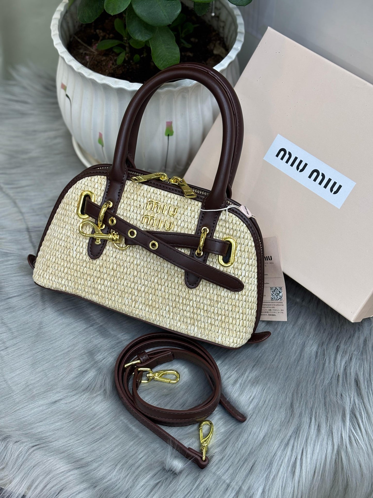 MIU MIU